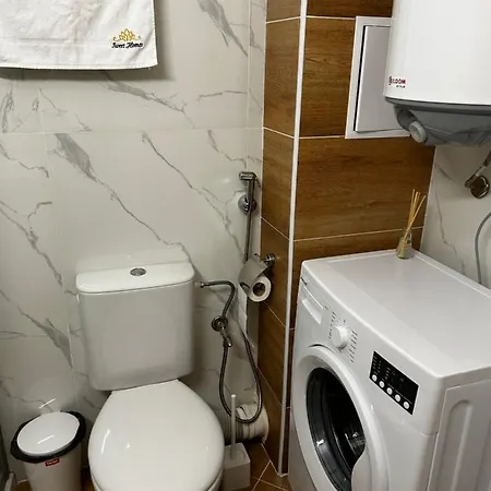 Sunny In Sweet Complex 公寓